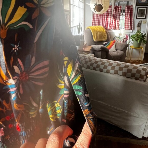 Boden Frill Neck Smocked Dress Black "Wild Dandelion" UK 12 US 8 EUC Knee Length - Picture 6 of 11